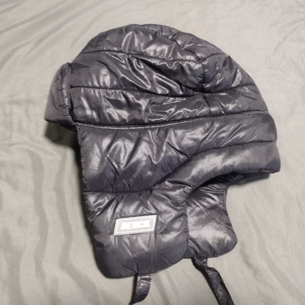 Aviator style down hat, like new